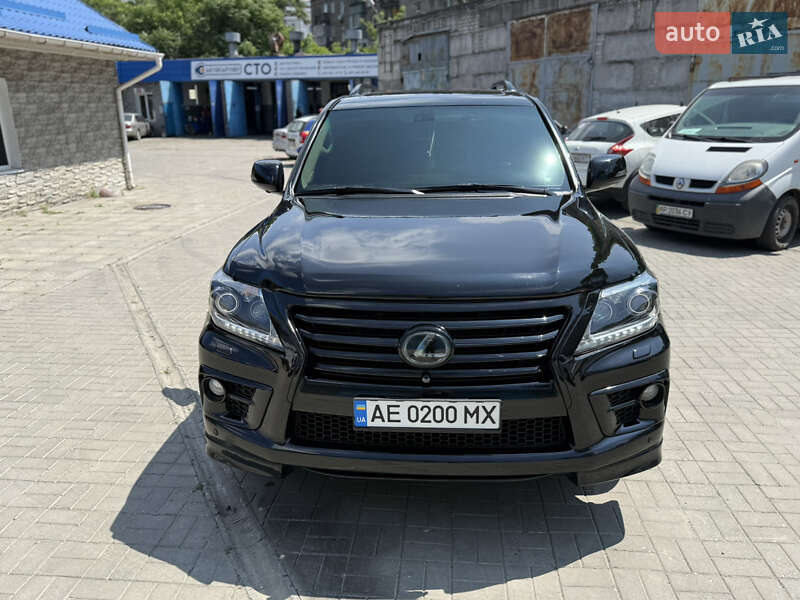 Позашляховик / Кросовер Lexus LX 2008 в Дніпрі