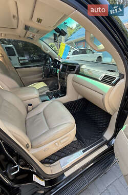 Внедорожник / Кроссовер Lexus LX 2008 в 
