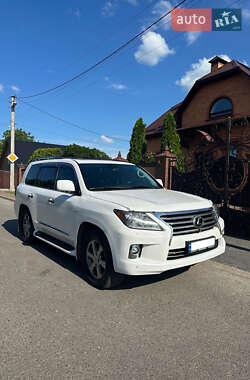 Внедорожник / Кроссовер Lexus LX 2008 в 