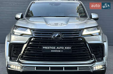 Внедорожник / Кроссовер Lexus LX 2022 в 