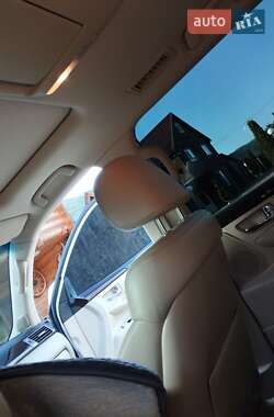 Позашляховик / Кросовер Lexus LX 2010 в 