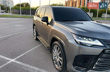 Позашляховик / Кросовер Lexus LX 2022 в 