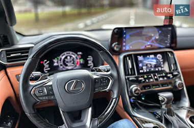 Позашляховик / Кросовер Lexus LX 2022 в 