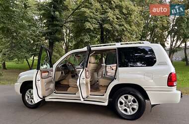 Внедорожник / Кроссовер Lexus LX 2006 в 