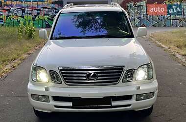 Внедорожник / Кроссовер Lexus LX 2006 в 
