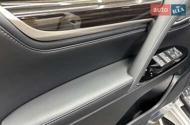 Внедорожник / Кроссовер Lexus LX 2021 в 