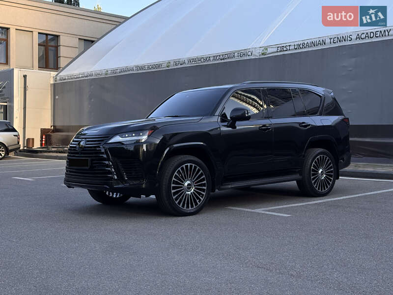 Lexus LX 2022