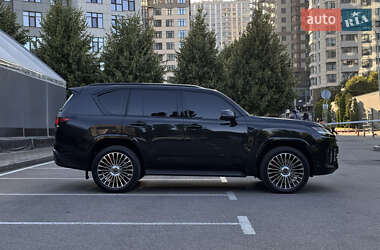 Позашляховик / Кросовер Lexus LX 2022 в 