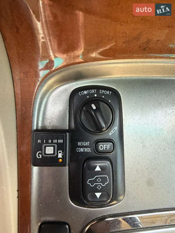 Внедорожник / Кроссовер Lexus LX 2006 в Тячеве фото 19 Внедорожник / Кроссовер Lexus LX 2006 в Тячеве