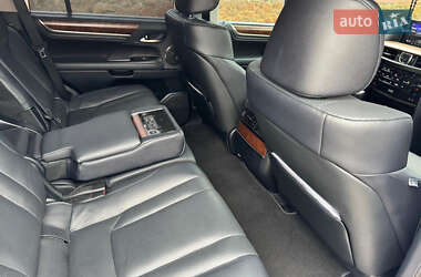 Позашляховик / Кросовер Lexus LX 2015 в 