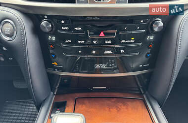 Позашляховик / Кросовер Lexus LX 2015 в 