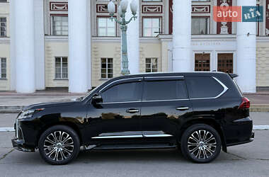 Позашляховик / Кросовер Lexus LX 2016 в 