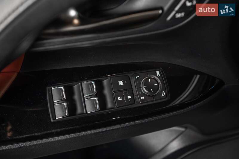 Внедорожник / Кроссовер Lexus LX 2016 в Одессе фото 50 Внедорожник / Кроссовер Lexus LX 2016 в Одессе