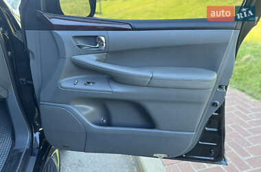 Внедорожник / Кроссовер Lexus LX 2010 в 