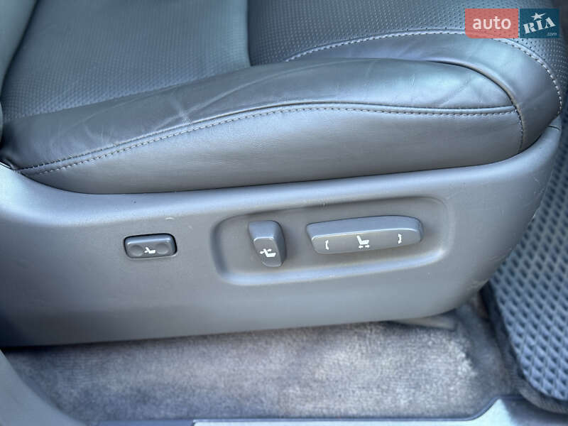 Внедорожник / Кроссовер Lexus LX 2010 в Киеве фото 40 Внедорожник / Кроссовер Lexus LX 2010 в Киеве