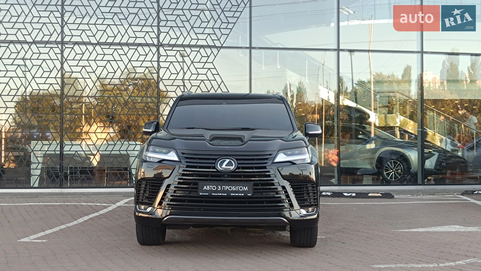 2023 Lexus LX - мініатюра 5