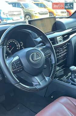 Позашляховик / Кросовер Lexus LX 2019 в 