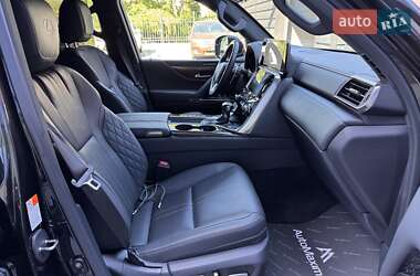 Внедорожник / Кроссовер Lexus LX 2021 в 