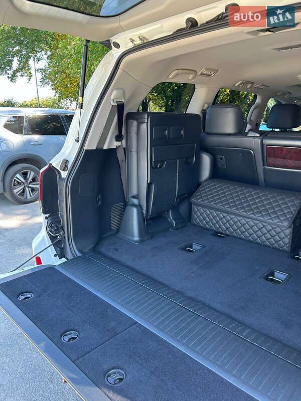 Внедорожник / Кроссовер Lexus LX 2010 в Киеве