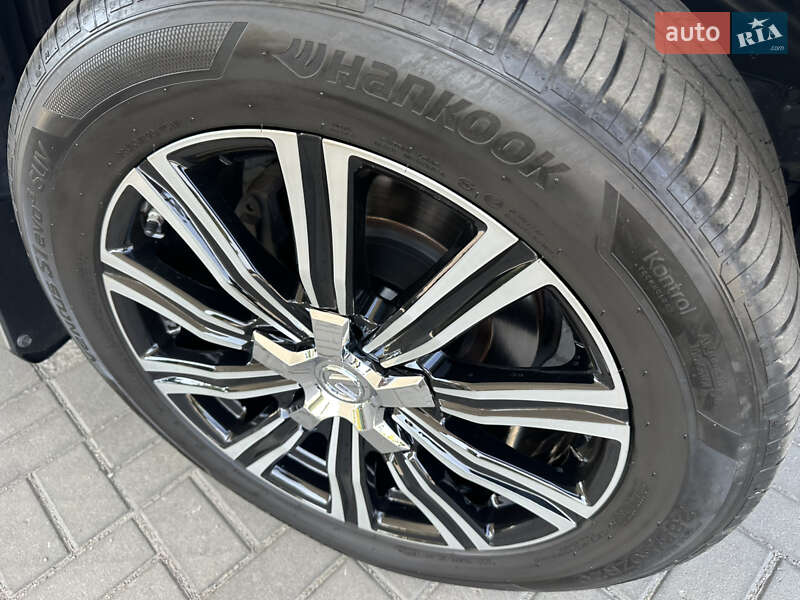 Позашляховик / Кросовер Lexus LX 2016 в Дніпрі