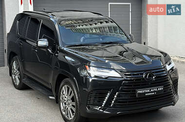 Позашляховик / Кросовер Lexus LX 2022 в 