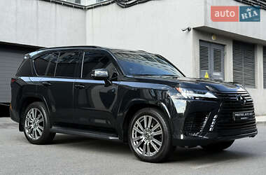 Позашляховик / Кросовер Lexus LX 2022 в 