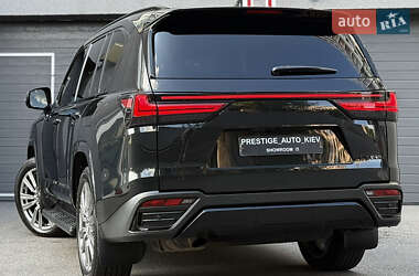 Позашляховик / Кросовер Lexus LX 2022 в 