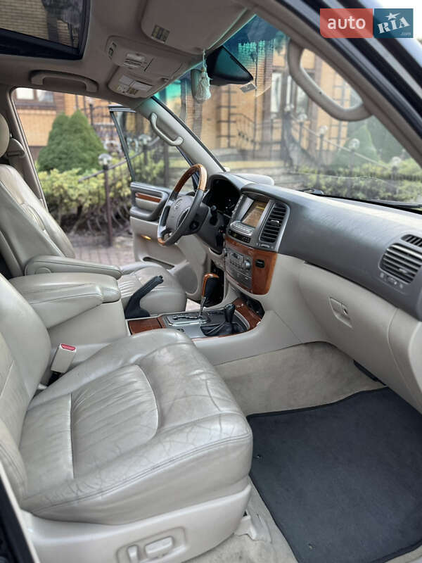 Позашляховик / Кросовер Lexus LX 2004 в Києві