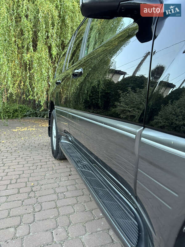 Позашляховик / Кросовер Lexus LX 2004 в Києві