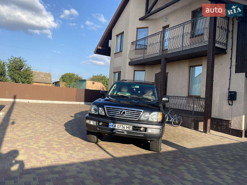 Позашляховик / Кросовер Lexus LX 2006 в Борзні