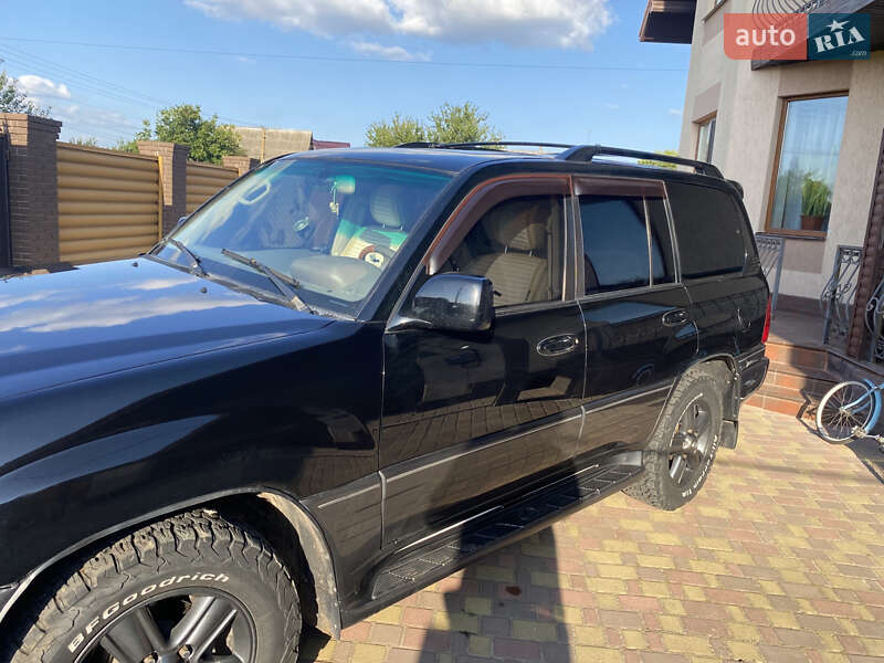 Позашляховик / Кросовер Lexus LX 2006 в Борзні