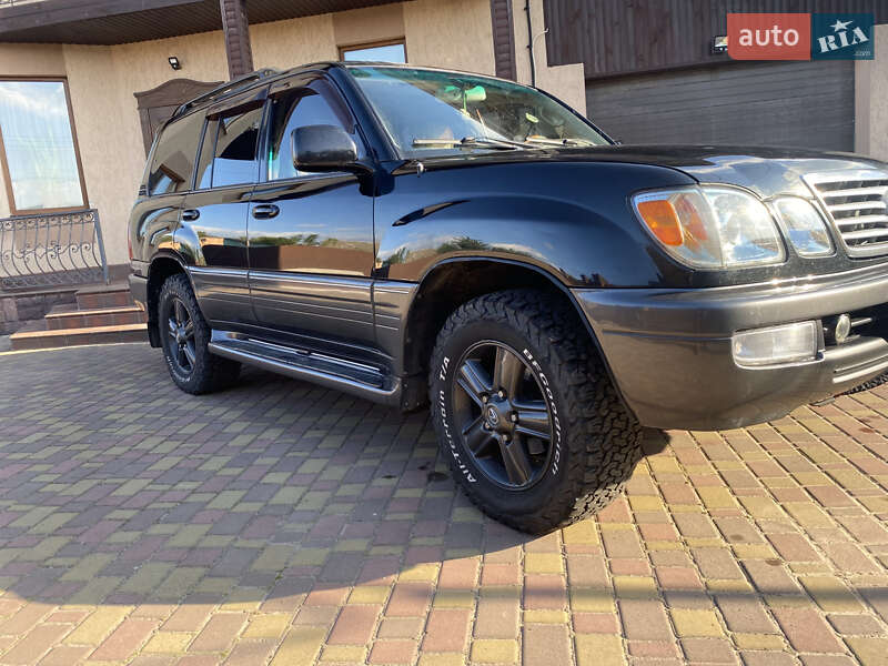 Позашляховик / Кросовер Lexus LX 2006 в Борзні