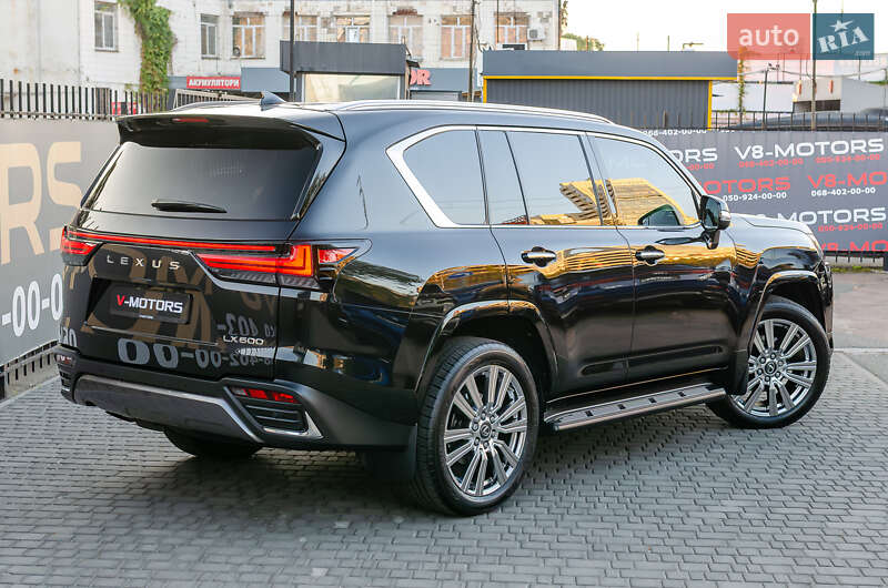 Внедорожник / Кроссовер Lexus LX 2023 в Киеве