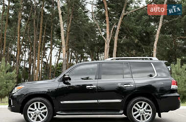 Позашляховик / Кросовер Lexus LX 2012 в 