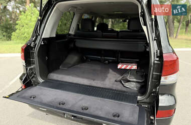 Позашляховик / Кросовер Lexus LX 2012 в 