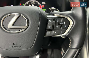 Позашляховик / Кросовер Lexus LX 2022 в 