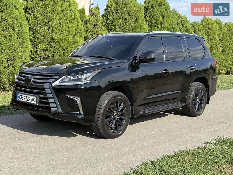 Позашляховик / Кросовер Lexus LX 2016 в 