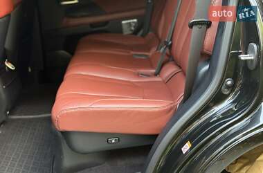 Позашляховик / Кросовер Lexus LX 2016 в 