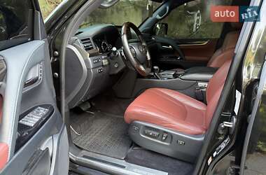 Позашляховик / Кросовер Lexus LX 2016 в 