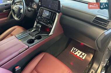 Позашляховик / Кросовер Lexus LX 2022 в 