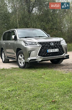 Позашляховик / Кросовер Lexus LX 2016 в Рахові