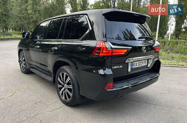 Внедорожник / Кроссовер Lexus LX 2016 в 