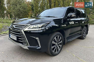 Внедорожник / Кроссовер Lexus LX 2016 в Киеве