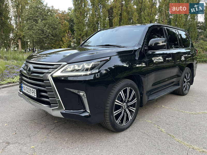 Внедорожник / Кроссовер Lexus LX 2016 в 