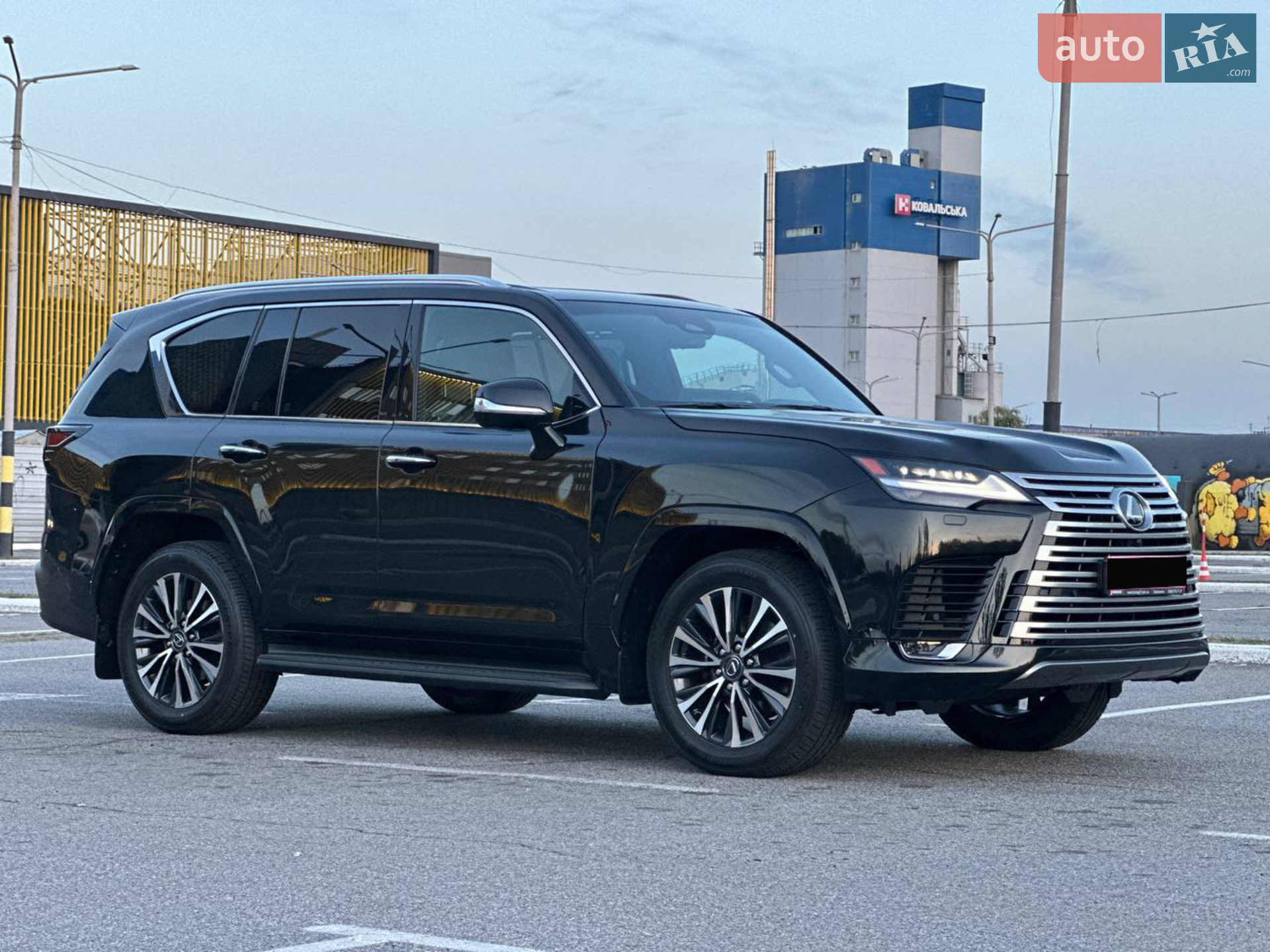 2025 Lexus LX - мініатюра 8