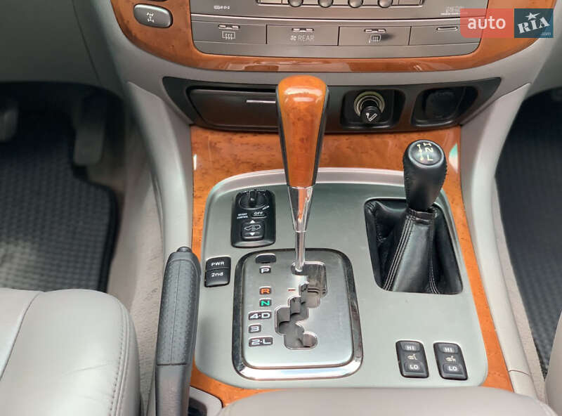 Позашляховик / Кросовер Lexus LX 2007 в Києві фото 39 Позашляховик / Кросовер Lexus LX 2007 в Києві