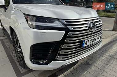 Внедорожник / Кроссовер Lexus LX 2022 в 