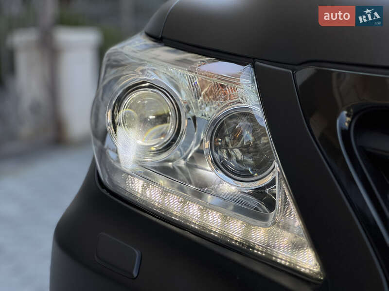 Позашляховик / Кросовер Lexus LX 2010 в Києві