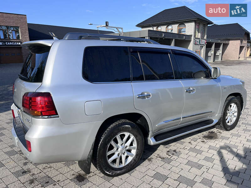Внедорожник / Кроссовер Lexus LX 2008 в Ровно