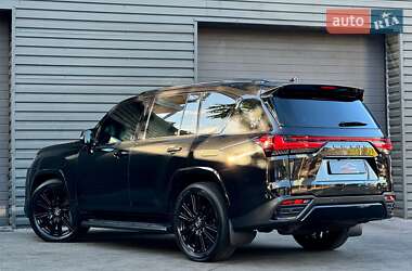 Внедорожник / Кроссовер Lexus LX 2022 в 